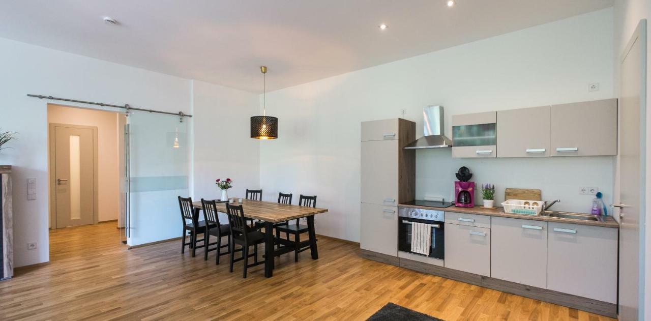 City Apartment Am Stadthafen Leipzig Buitenkant foto